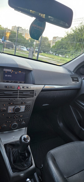 Opel Astra 2.0T  200кс, снимка 14