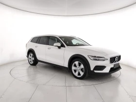 Volvo V60 Cross Country 2.0 d4 Pro AWD geartronic, снимка 1