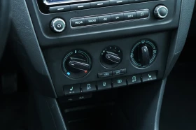 Skoda Rapid * 1.6 TDI* Обслужена* КАСКО* ГО*  - 13700 лв. / 7004.70 € - 22202631 14
