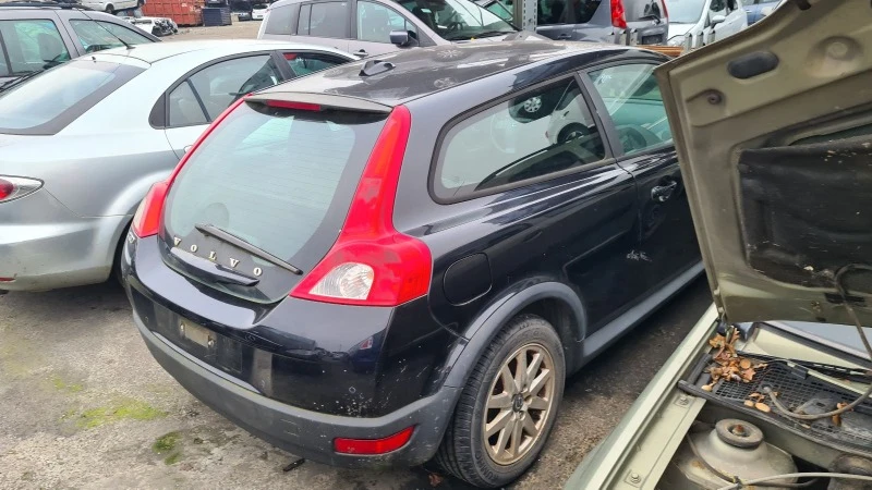 Volvo C30 1.6 D, снимка 11 - Автомобили и джипове - 31535682