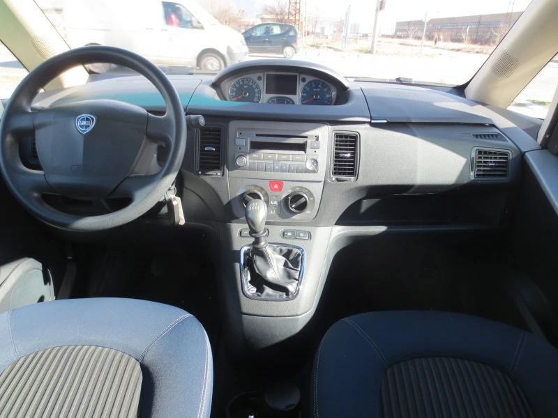 Lancia Musa 1.4 i, снимка 12 - Автомобили и джипове - 44144486