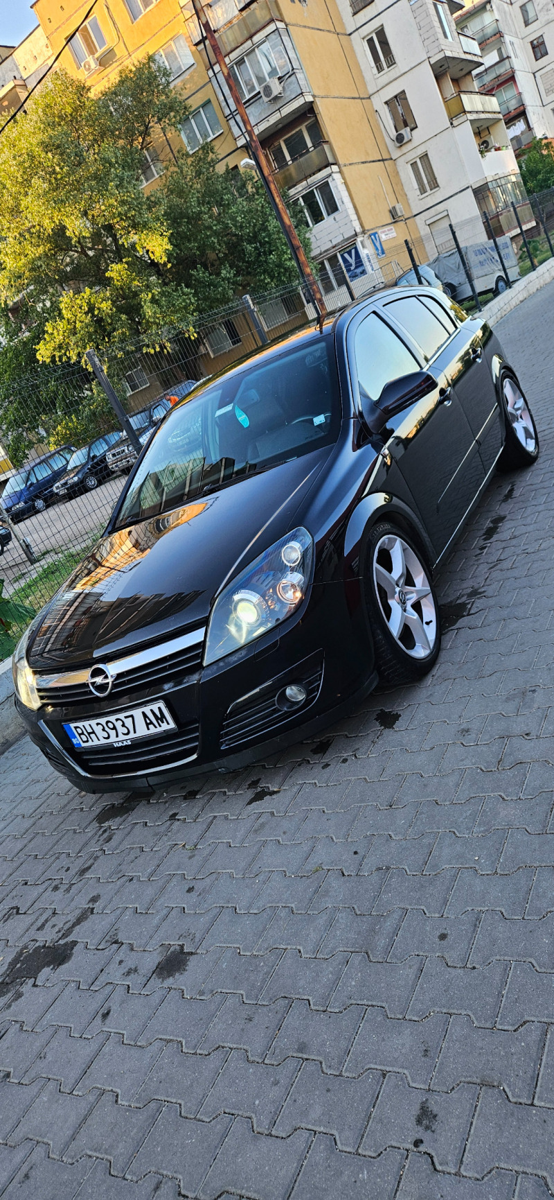 Opel Astra 2.0T  200кс, снимка 13 - Автомобили и джипове - 46221709