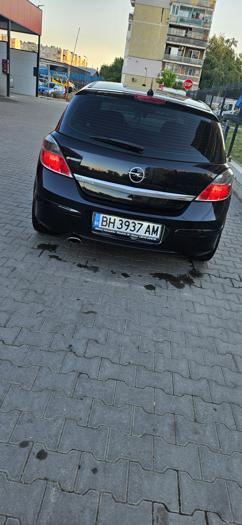 Opel Astra 2.0T  200кс, снимка 8 - Автомобили и джипове - 46221709