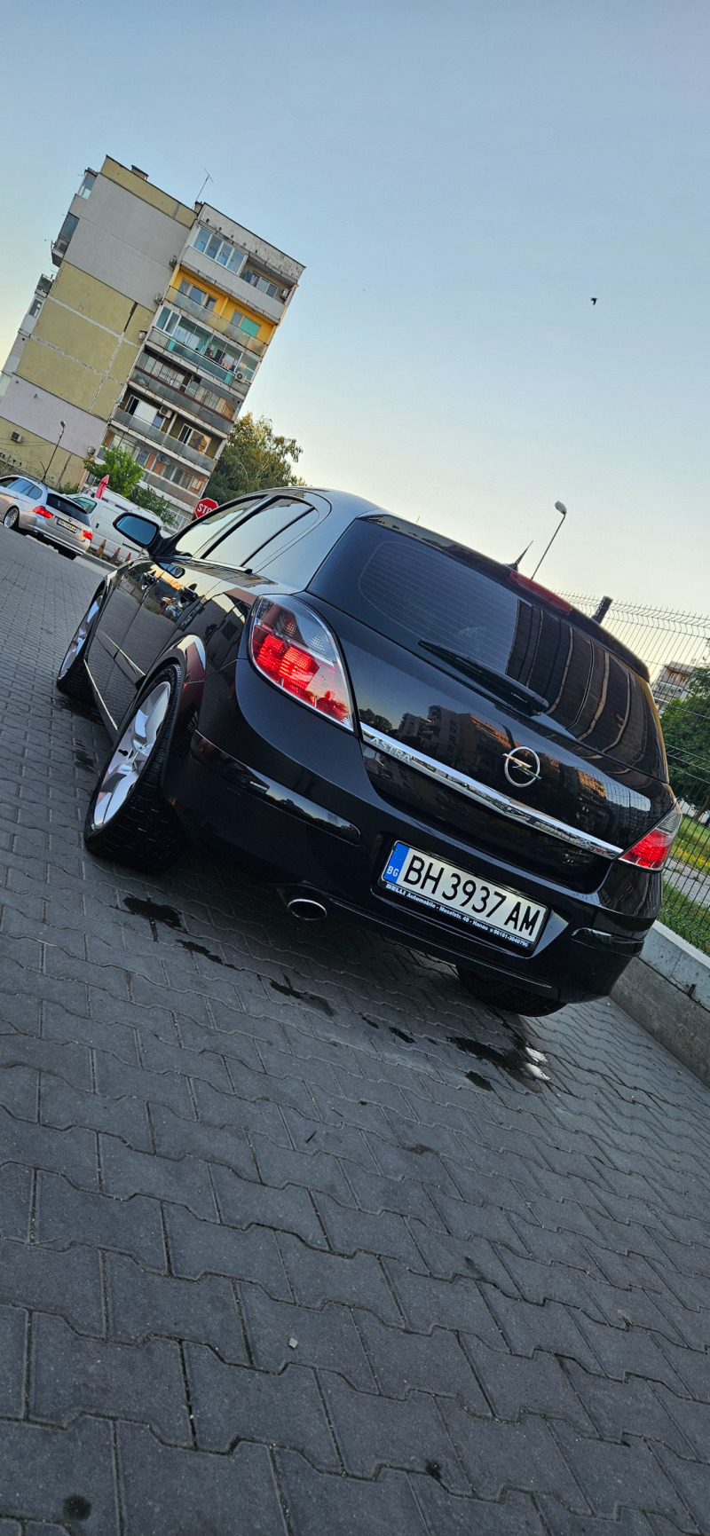 Opel Astra 2.0T  200кс, снимка 11 - Автомобили и джипове - 46221709