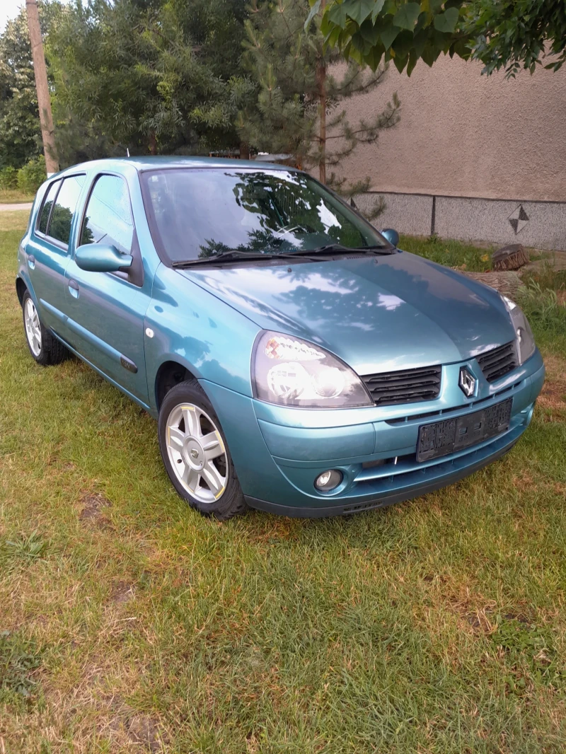 Renault Clio, снимка 3 - Автомобили и джипове - 47418697