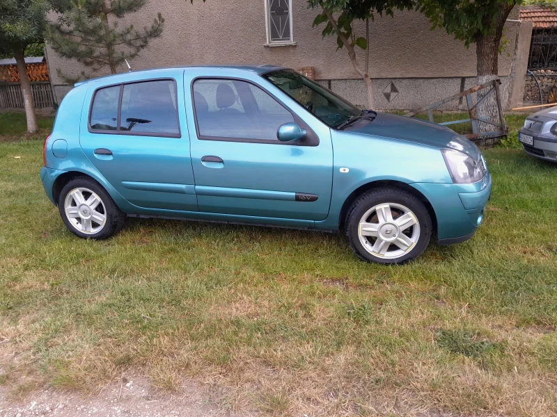 Renault Clio, снимка 4 - Автомобили и джипове - 47418697