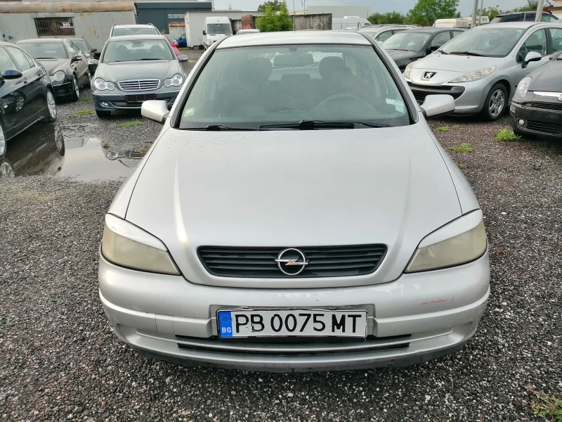 Opel Astra 1.4i КЛИМА 90кс, снимка 2 - Автомобили и джипове - 49795000