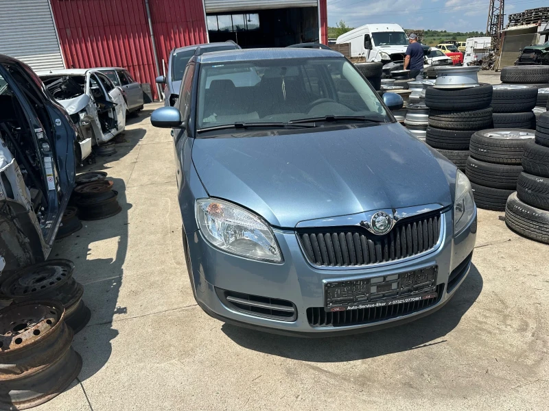 Skoda Fabia 1.4 i, снимка 2 - Автомобили и джипове - 50723957
