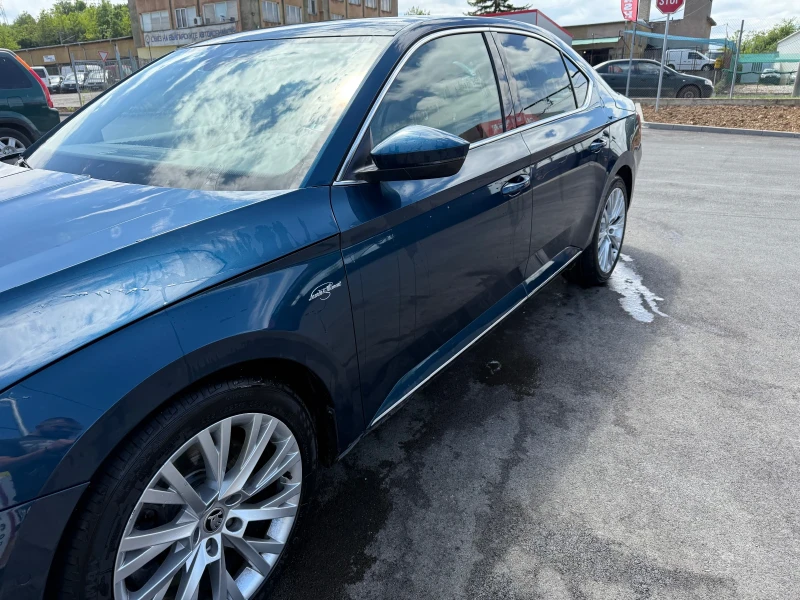 Skoda Superb, снимка 4 - Автомобили и джипове - 52353310