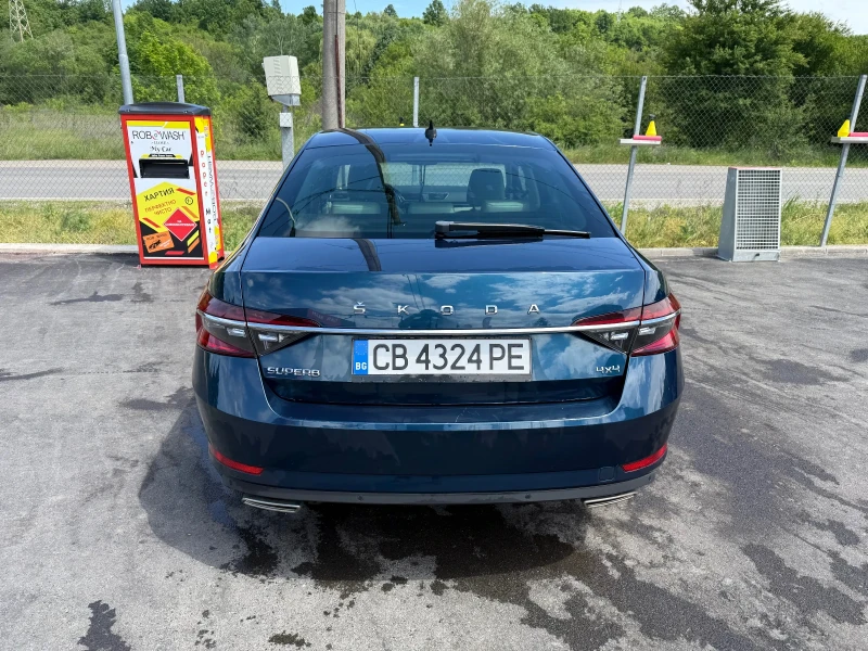 Skoda Superb, снимка 7 - Автомобили и джипове - 52353310