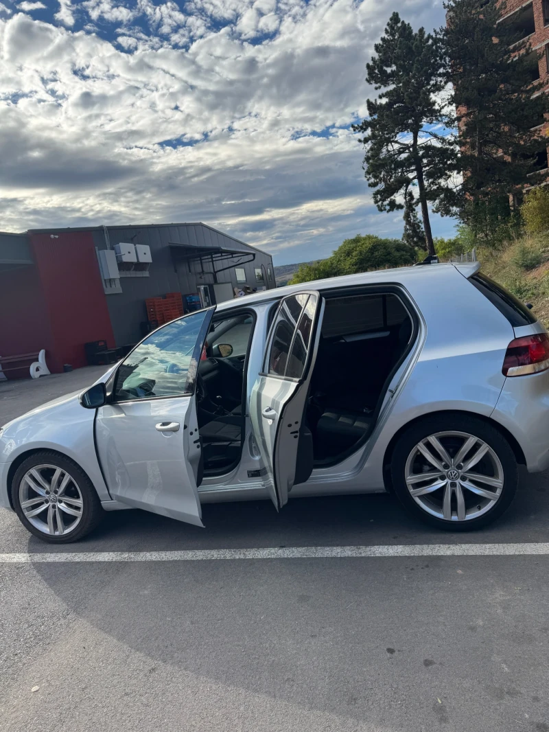 VW Golf, снимка 6 - Автомобили и джипове - 52581645
