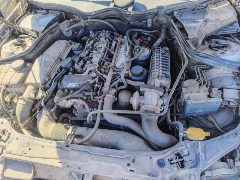 Mercedes-Benz C 220 CDI, снимка 6 - Автомобили и джипове - 51816297