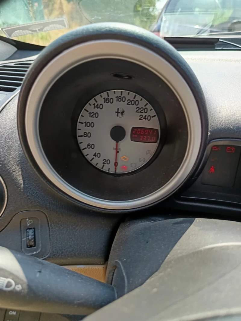 Alfa Romeo 156 sportwagon Facelift, снимка 6 - Автомобили и джипове - 52325841