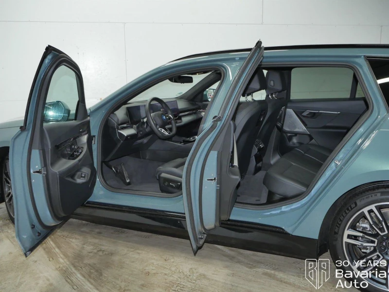 BMW i5 40 eDrive Touring, снимка 5 - Автомобили и джипове - 52669292
