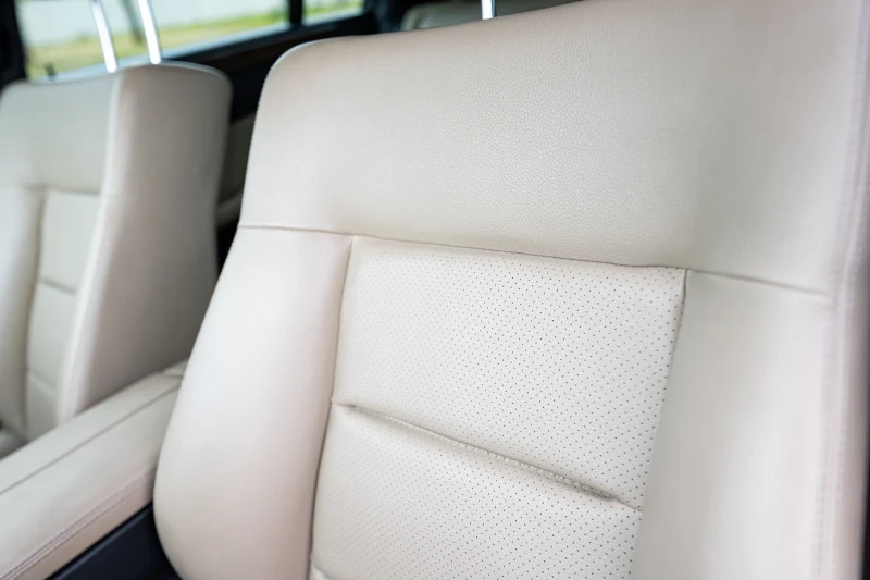 Mercedes-Benz E 300  4matic 3.5 W212 BlueEfficiency , снимка 2 - Автомобили и джипове - 52907981