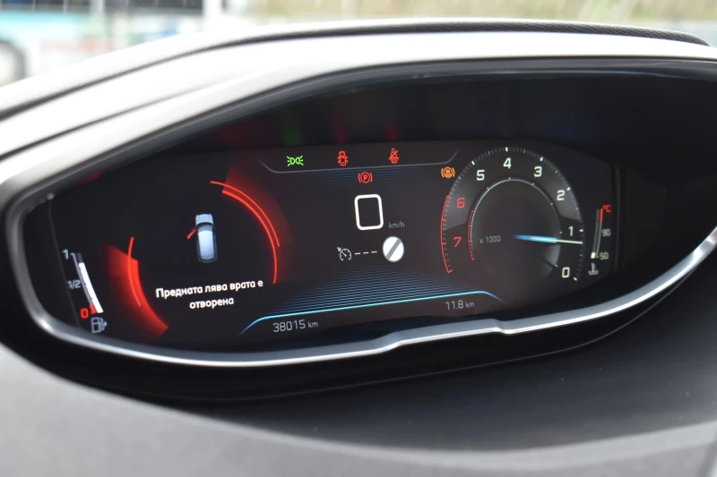 Peugeot 3008 1.2Т Pure-Tech* CAMERA, снимка 10 - Автомобили и джипове - 53113064