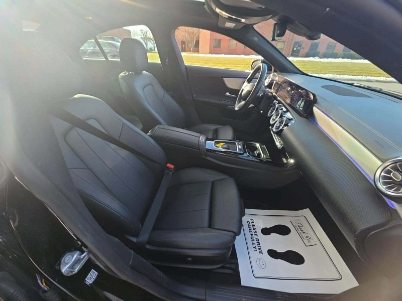 Mercedes-Benz CLA 250 4MATIC, снимка 10 - Автомобили и джипове - 53192977