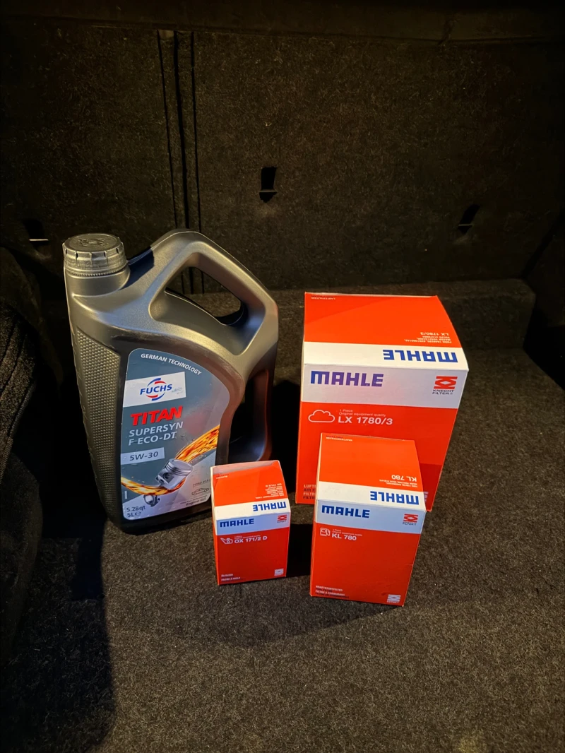 Volvo V40 D2, снимка 8 - Автомобили и джипове - 53263447