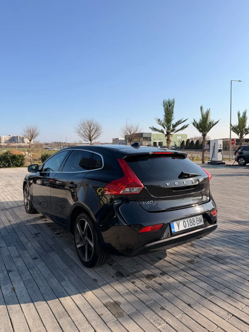 Volvo V40 D2, снимка 6 - Автомобили и джипове - 53263447