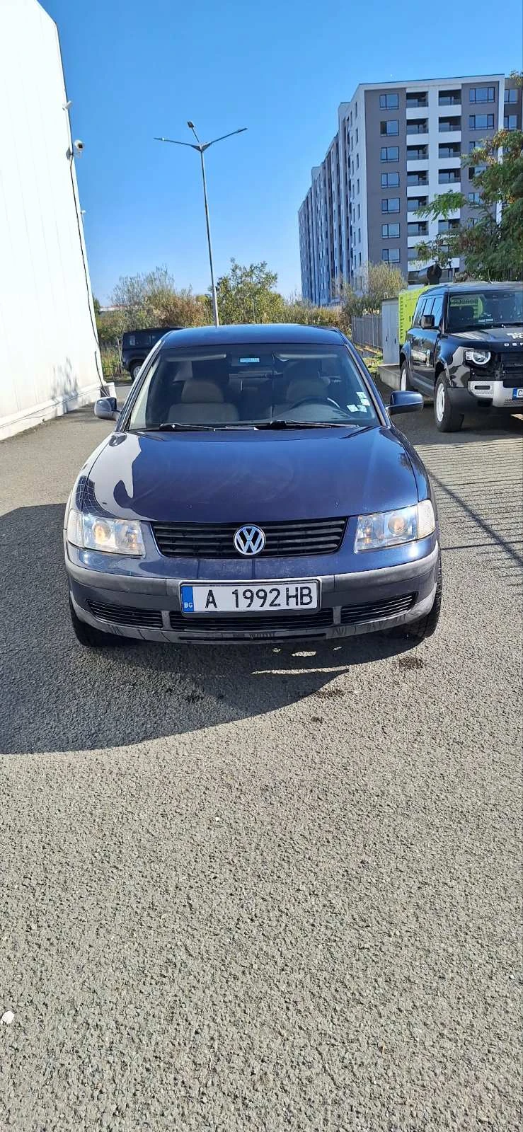 VW Passat 1.8T, снимка 1 - Автомобили и джипове - 47492510