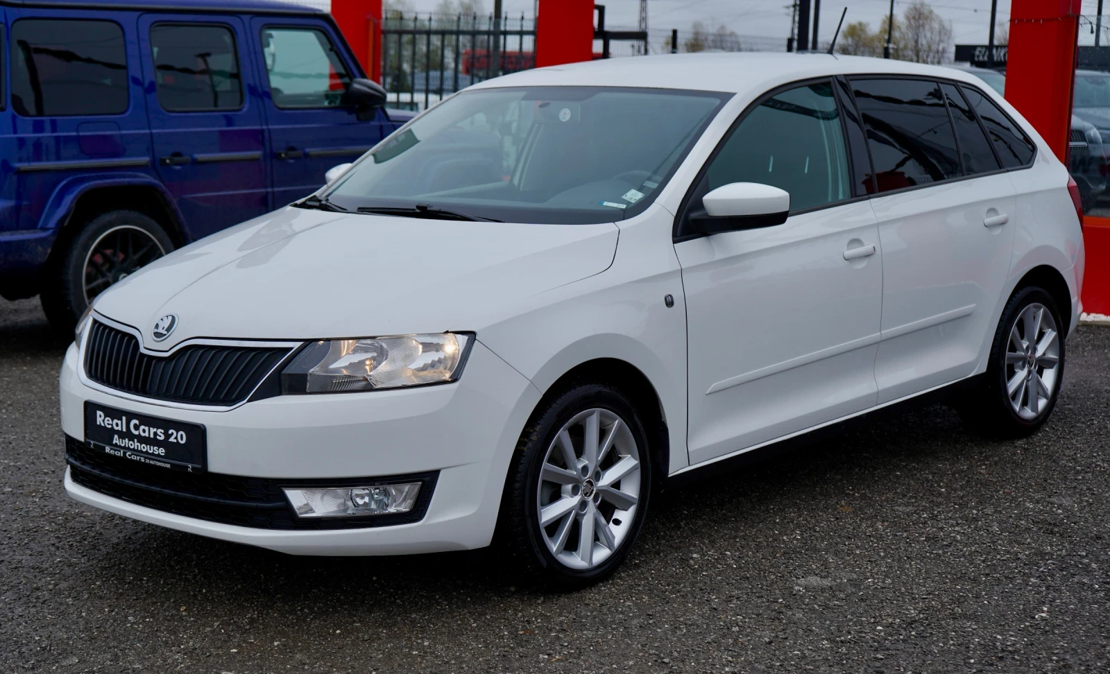 Skoda Rapid * 1.6 TDI* Обслужена* КАСКО* ГО* , снимка 1