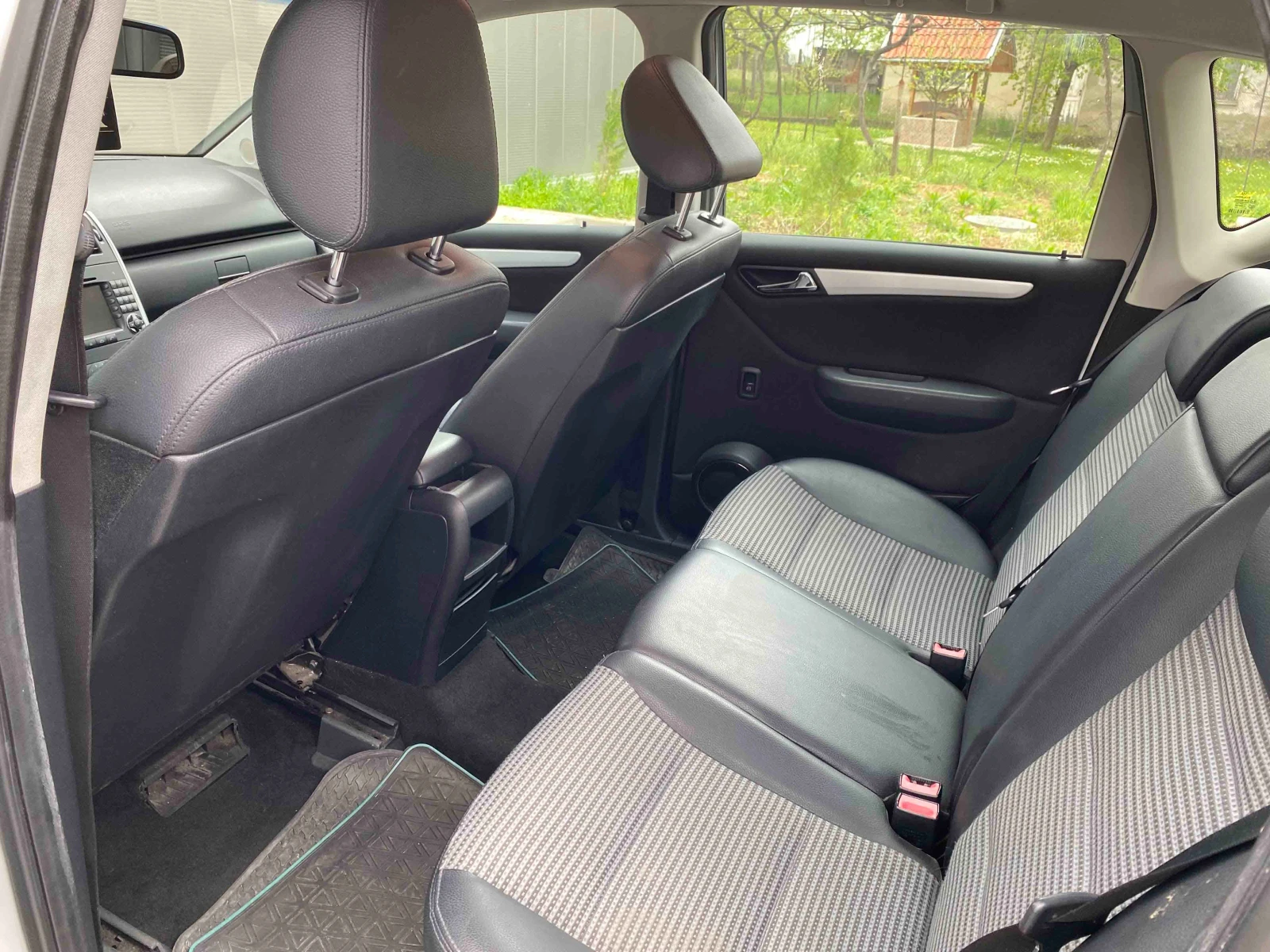 Mercedes-Benz A 200  - изображение 7