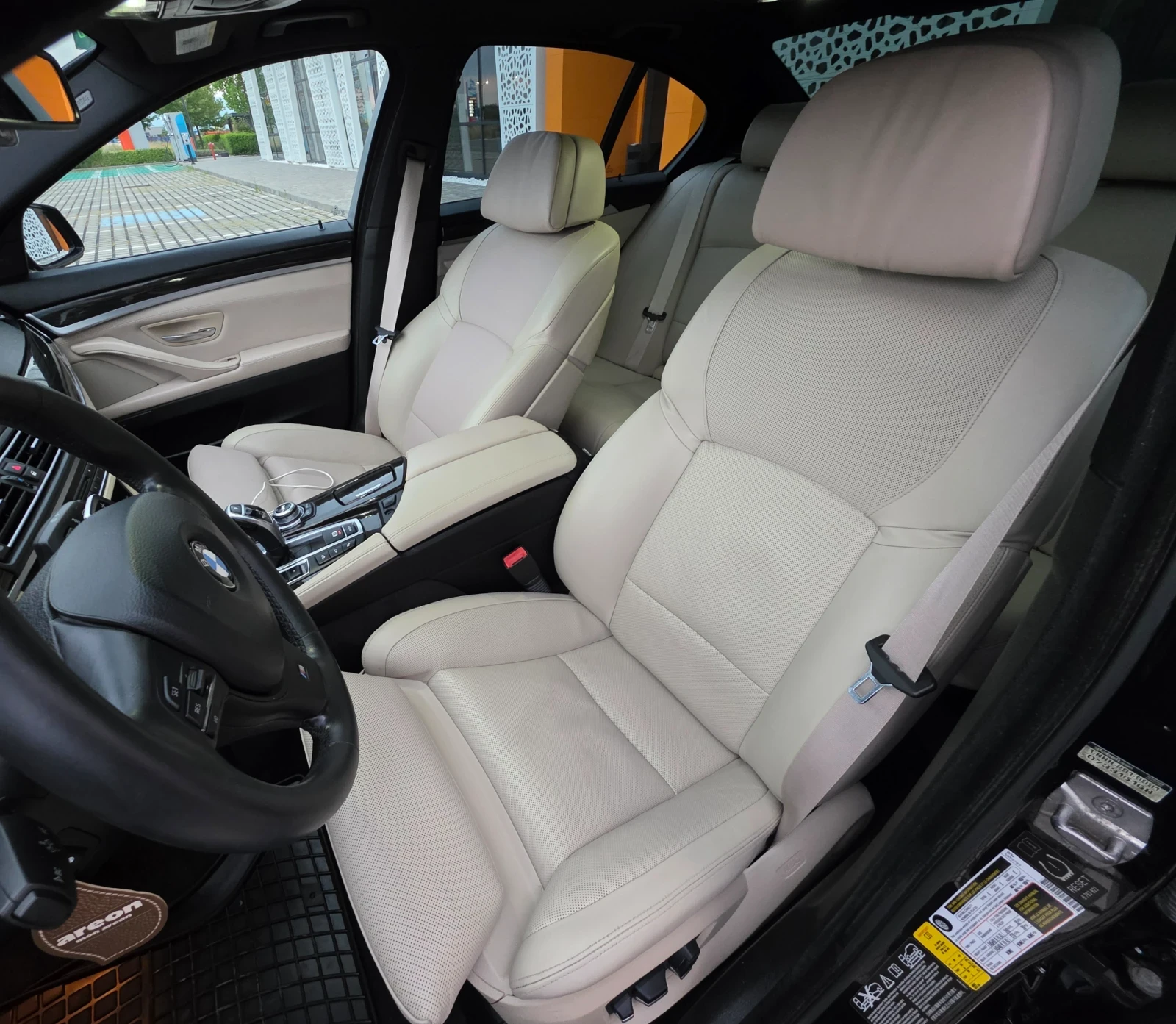 BMW 535 * M Pack* * 360 камери* * F1* * SAT* * Подгрев* *  - изображение 9