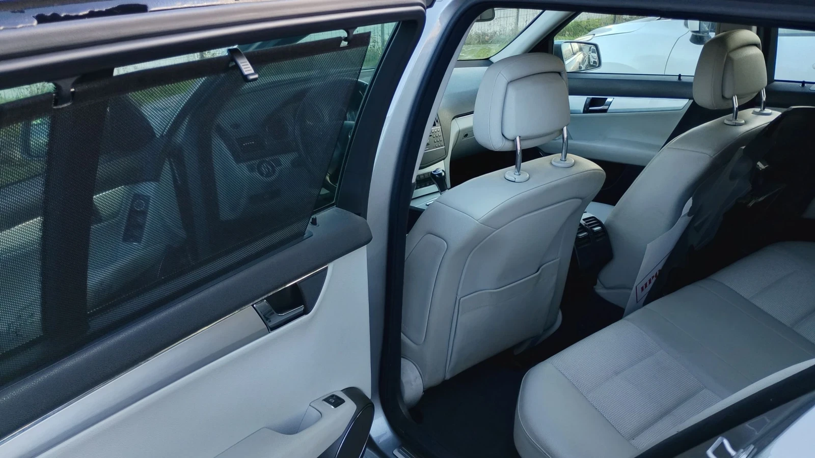 Mercedes-Benz C 220 2.2   | Mobile.bg   13