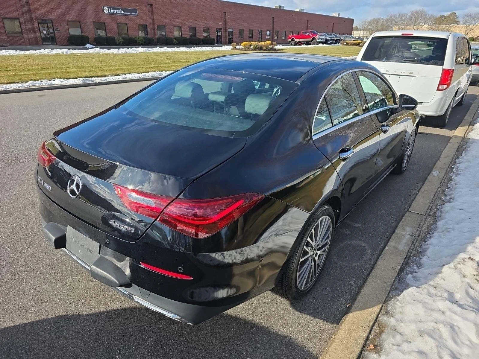 Mercedes-Benz CLA 250 4MATIC - изображение 4