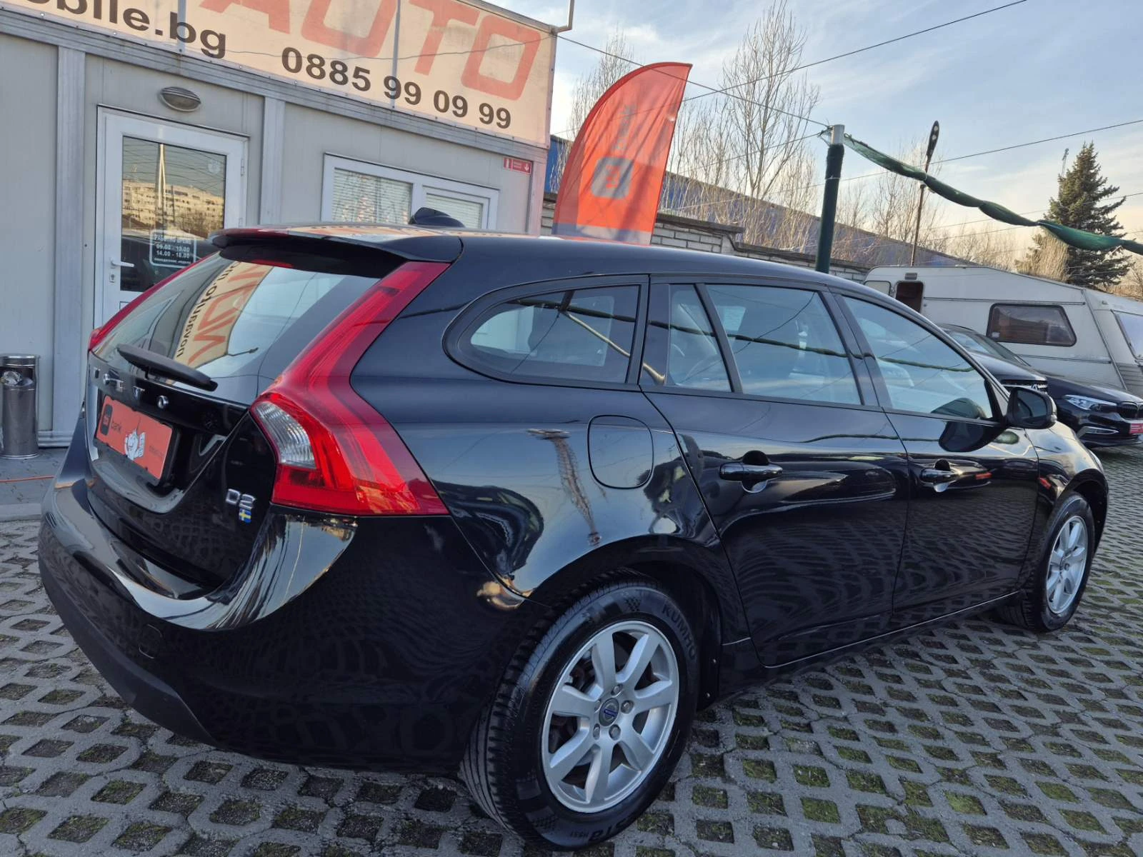 Volvo V60 1.6D-11.2012г - изображение 4