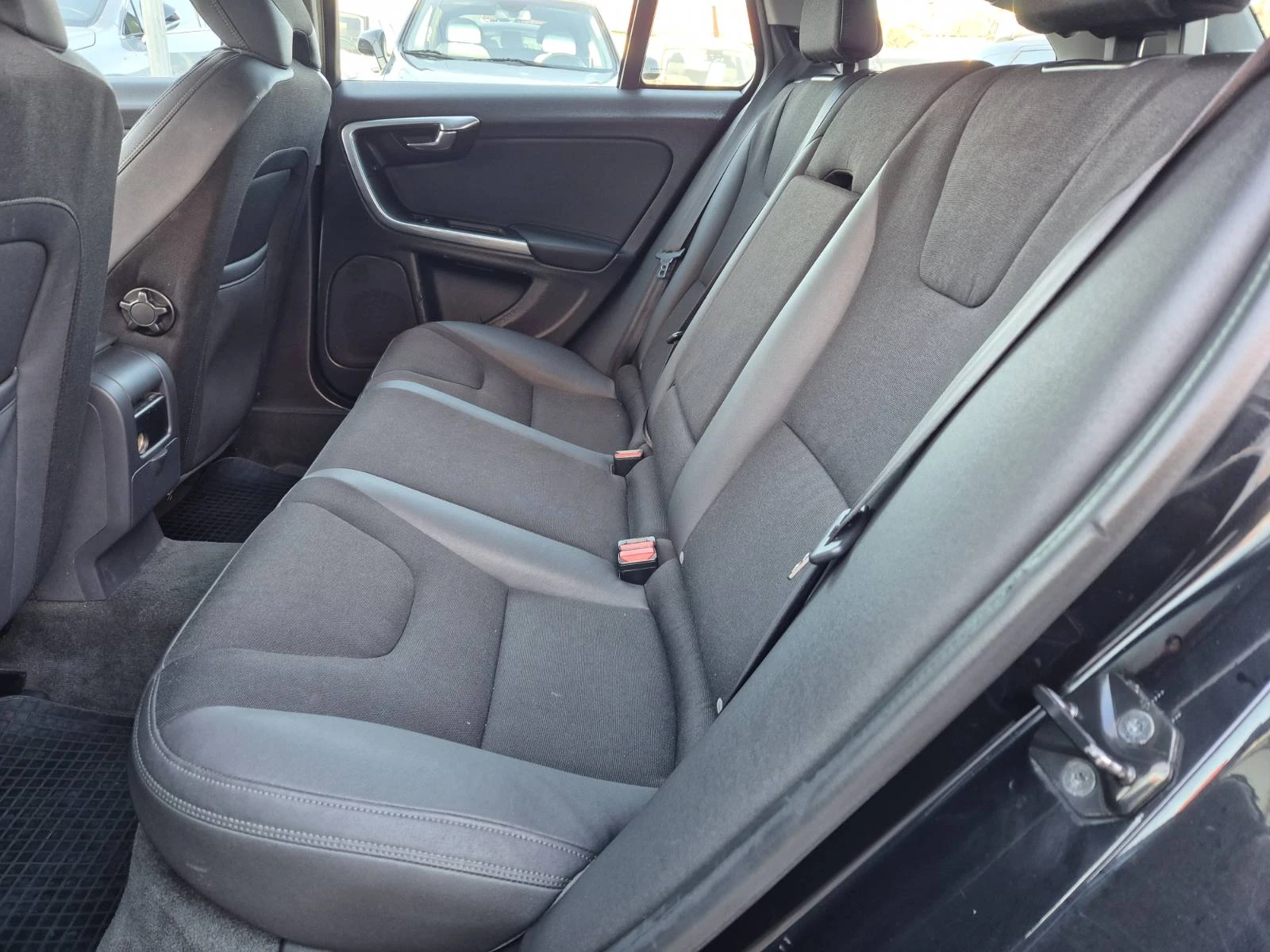 Volvo V60 1.6D-11.2012� | Mobile.bg � ����������� 14