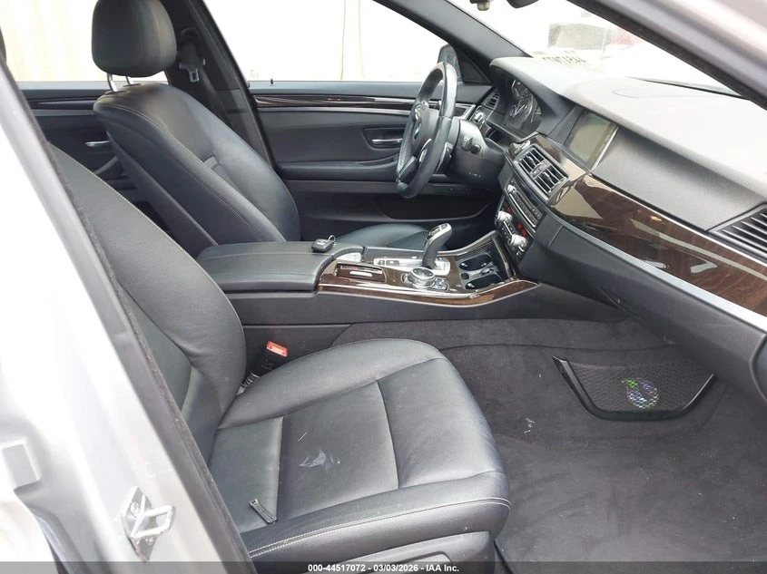 BMW 535 D С РЕГИСТРАЦИЯ & АВТО КРЕДИТ , снимка 6 - Автомобили и джипове - 54031092