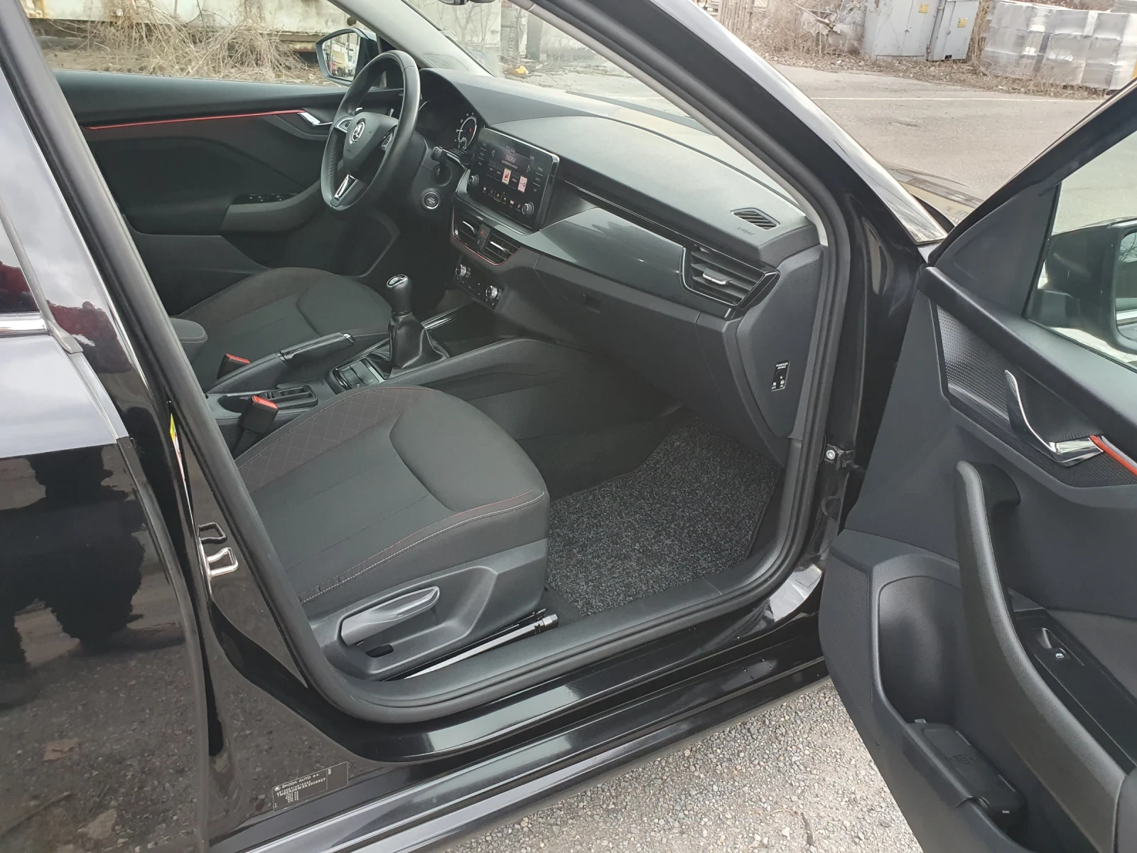 Skoda Scala, снимка 13 - Автомобили и джипове - 54724215