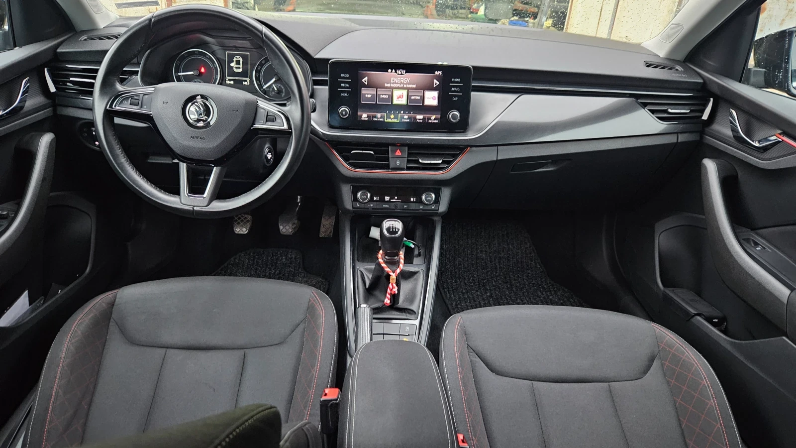 Skoda Scala, снимка 8 - Автомобили и джипове - 54724215