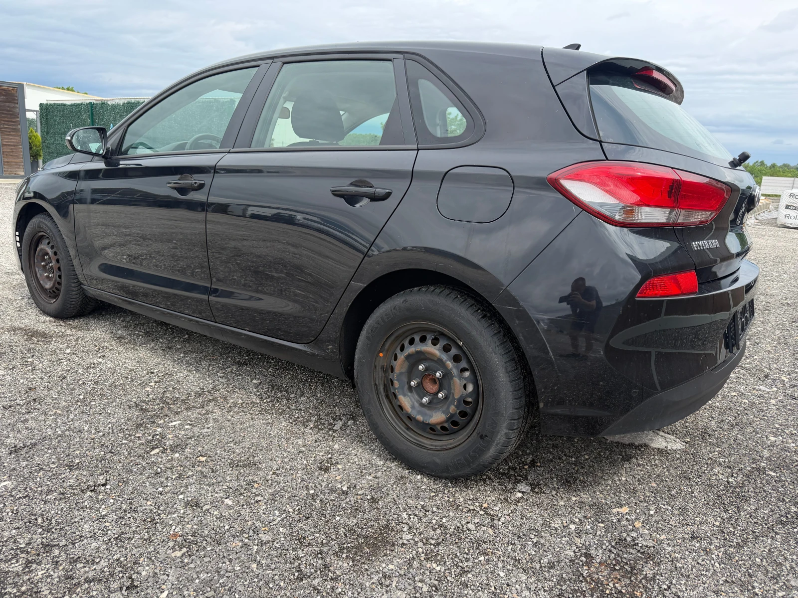 Hyundai I30 1.4 MPI* NAVI* CAMERA* LED, снимка 2 - Автомобили и джипове - 54748583