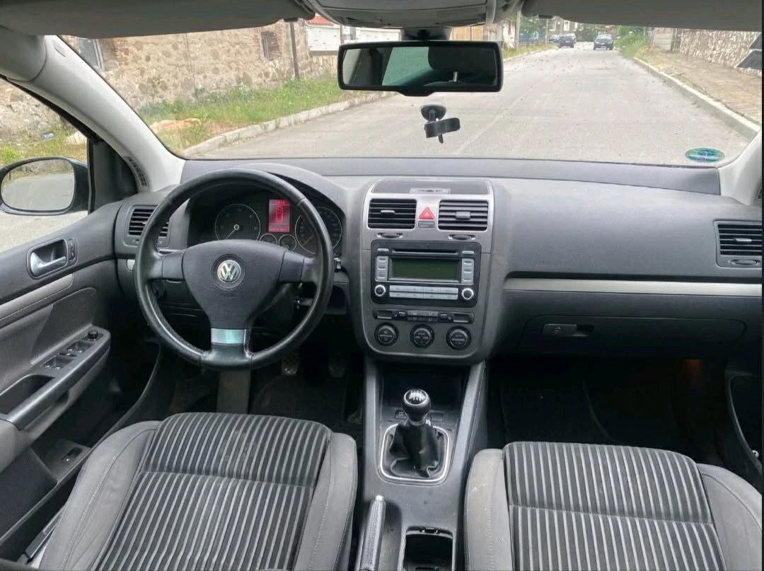 VW Golf 2.0 TDI 140hp 6 скорости , снимка 3 - Автомобили и джипове - 54750155