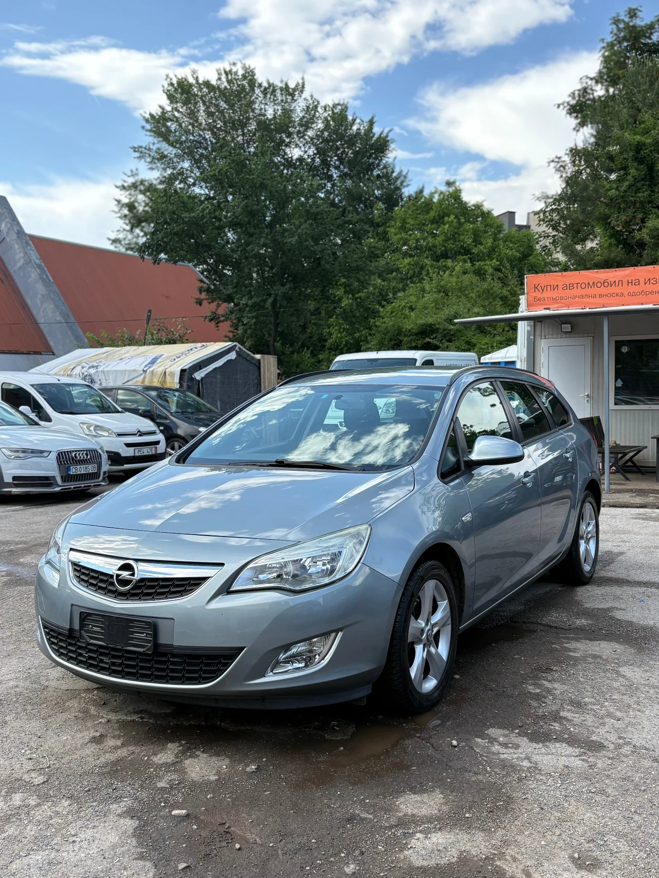 Opel Astra SPORTS TOURER, снимка 6 - Автомобили и джипове - 54766312