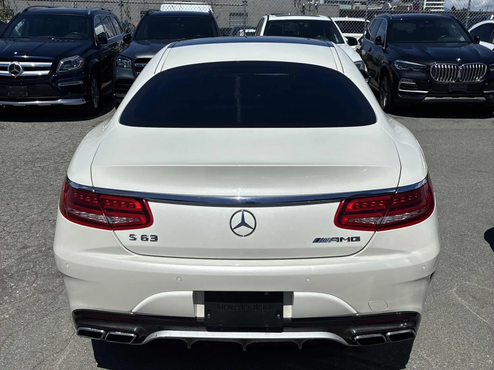 Mercedes-Benz S 63 AMG Swarovski LED* Колекционерска* FULL FULL ЕКСТРИ!!!, снимка 8 - Автомобили и джипове - 54879861