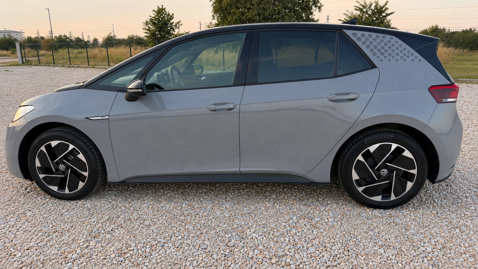 VW ID.3 PRO.ЛИЗИНГ 20% ПЪРВОНАЧАЛНА ВНОСКА, снимка 10 - Автомобили и джипове - 55391223