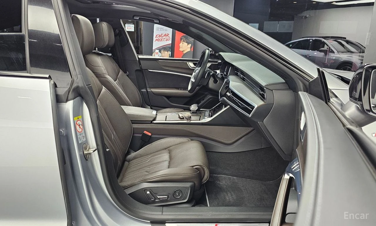 Audi A8 55TFSI* MATRIX* S* LINE* ОБДУХВАНЕ* ДИСТРОНИК* , снимка 14 - Автомобили и джипове - 55423894