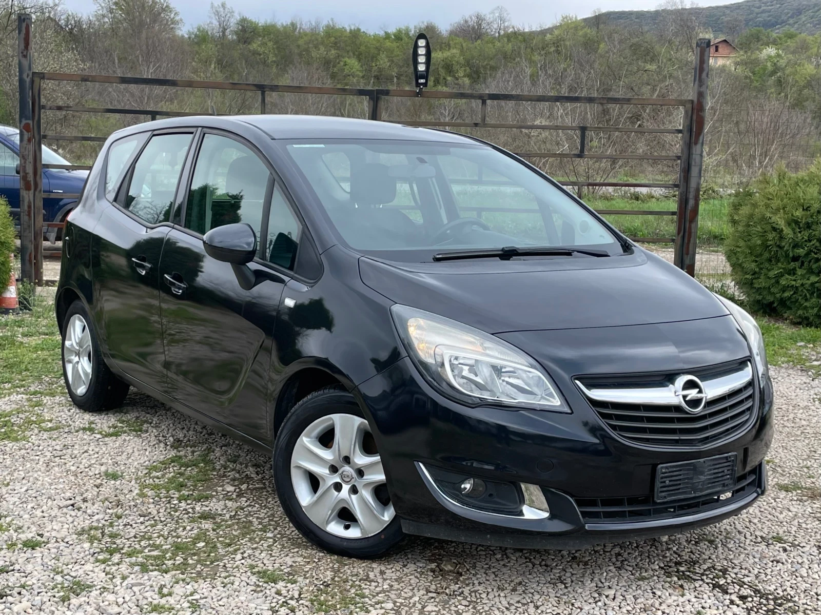 Opel Meriva 1.4 EU 6B ГАЗ FaceLift , снимка 3 - Автомобили и джипове - 55595674
