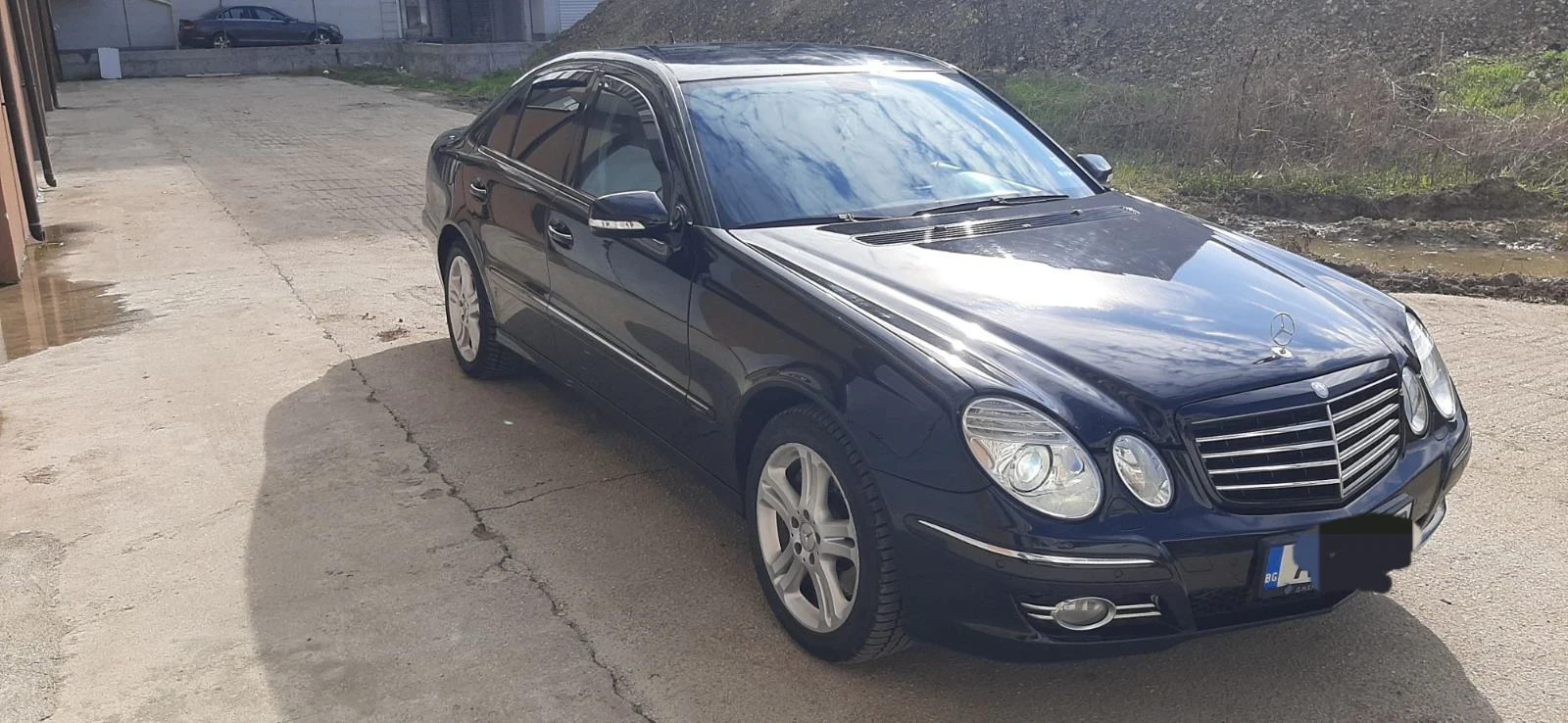 Mercedes-Benz E 500, снимка 6 - Автомобили и джипове - 55791187