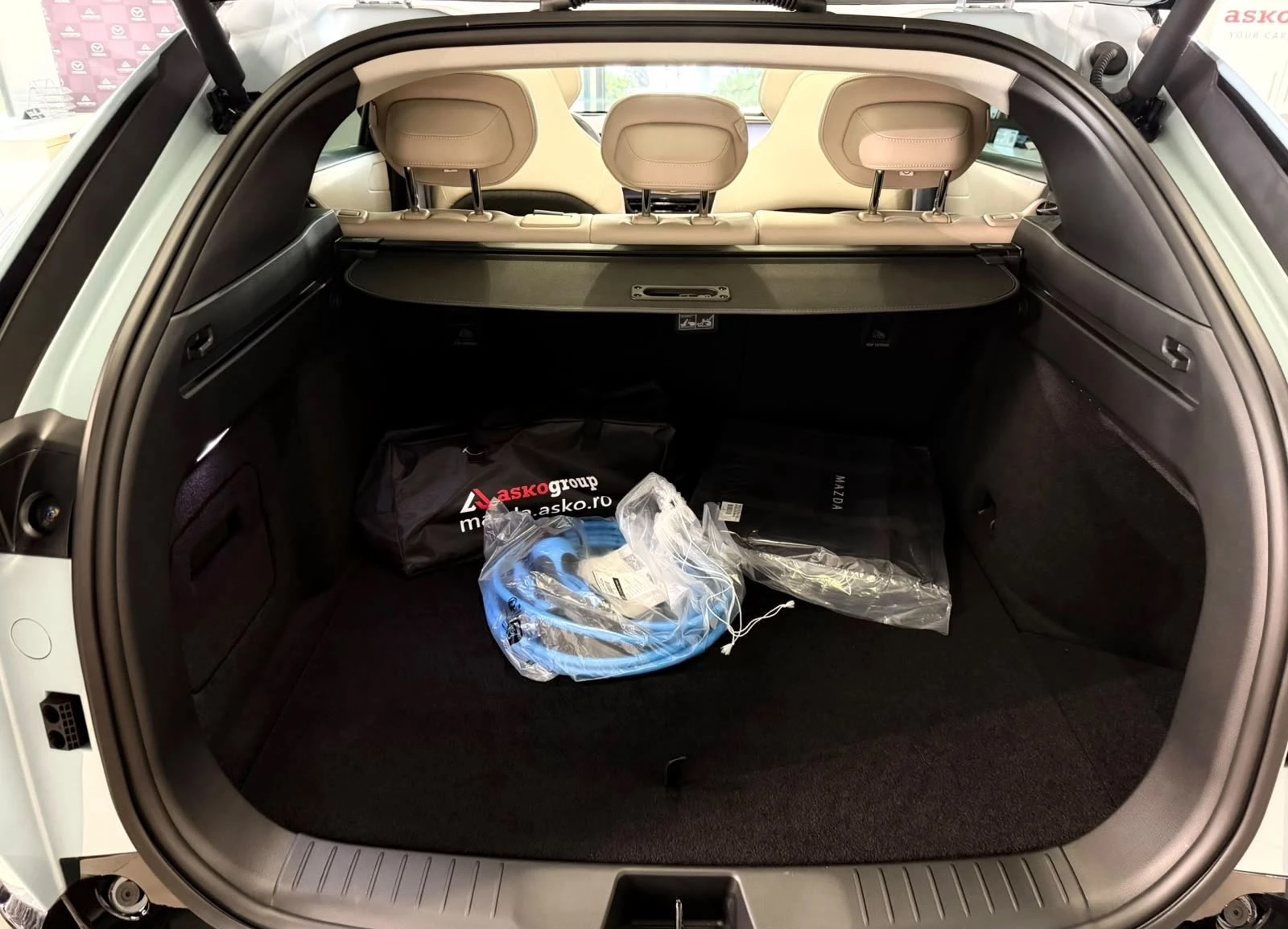 Mazda 6 CX-6e TAKUMI SUV, снимка 13 - Автомобили и джипове - 56119555