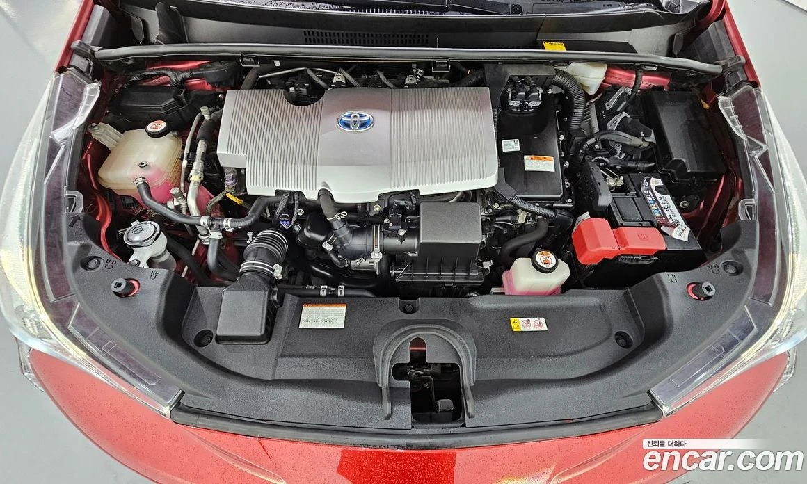 Toyota Prius 1.8 E, снимка 6 - Автомобили и джипове - 56123256
