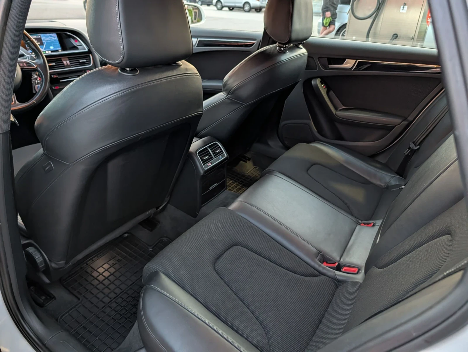 Audi A4 S line quattro CarPlay/Android Auto , снимка 9 - Автомобили и джипове - 56167096