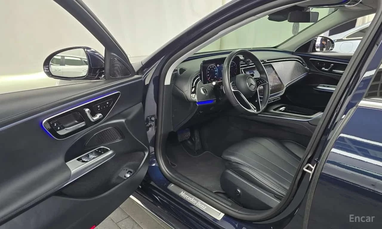 Mercedes-Benz E 220 E220d 4MATIC Exclusive, снимка 10 - Автомобили и джипове - 56239131