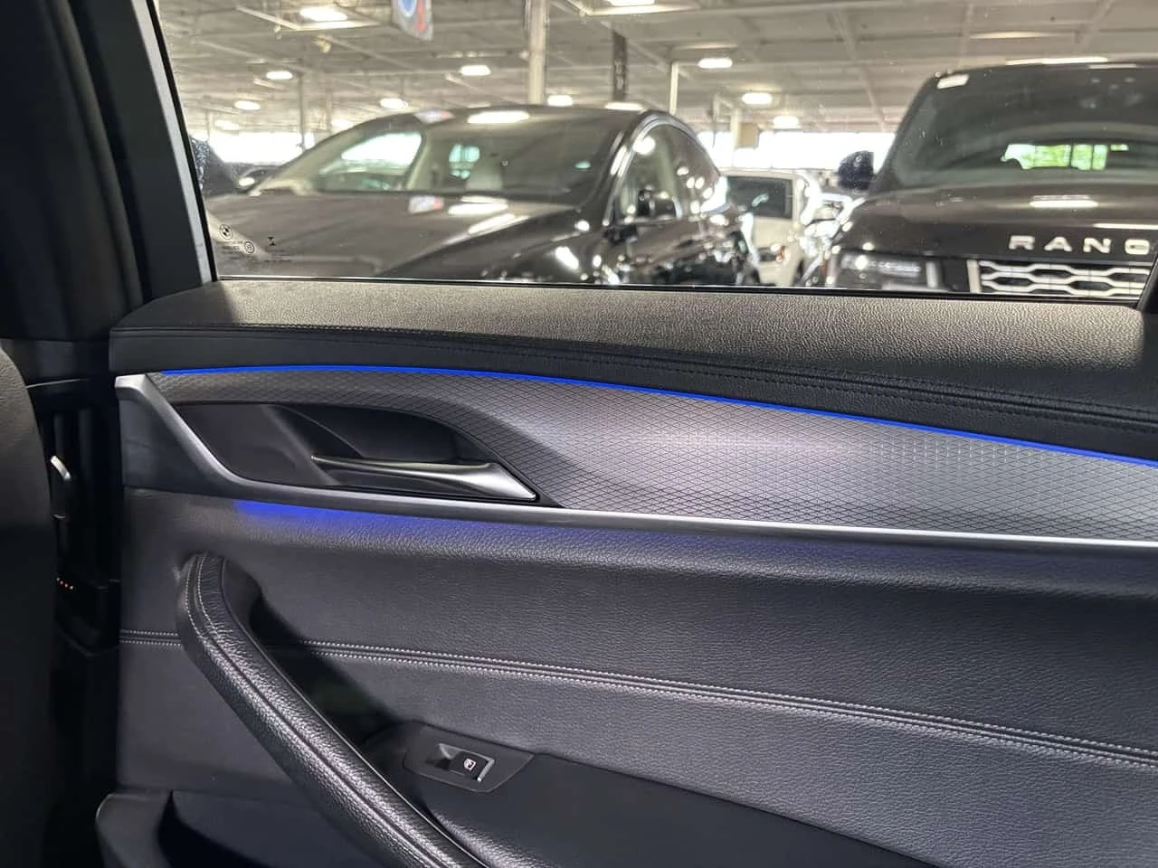 BMW 540 * 540i 540i xDrive| AWD| MPKG| NAV| AMBIENT| LEATH | Mobile.bg � ����������� 12