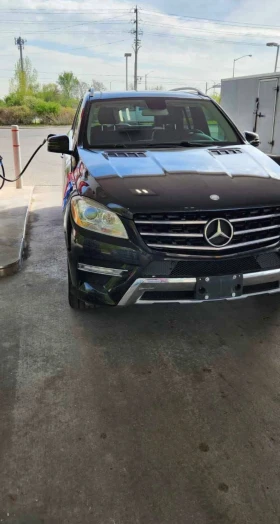 Mercedes-Benz ML 350 BlueTec * Черен Салон * Подгреви * Carfax * , снимка 3