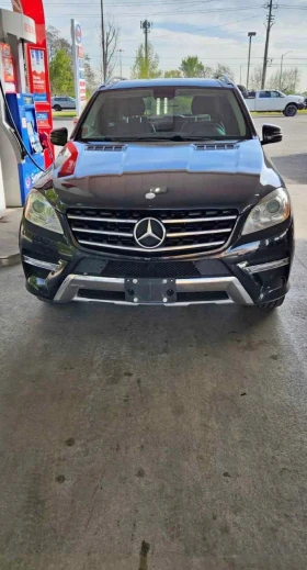 Mercedes-Benz ML 350 BlueTec * Черен Салон * Подгреви * Carfax * , снимка 1