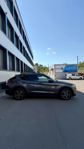 Alfa Romeo Stelvio Q4, снимка 8